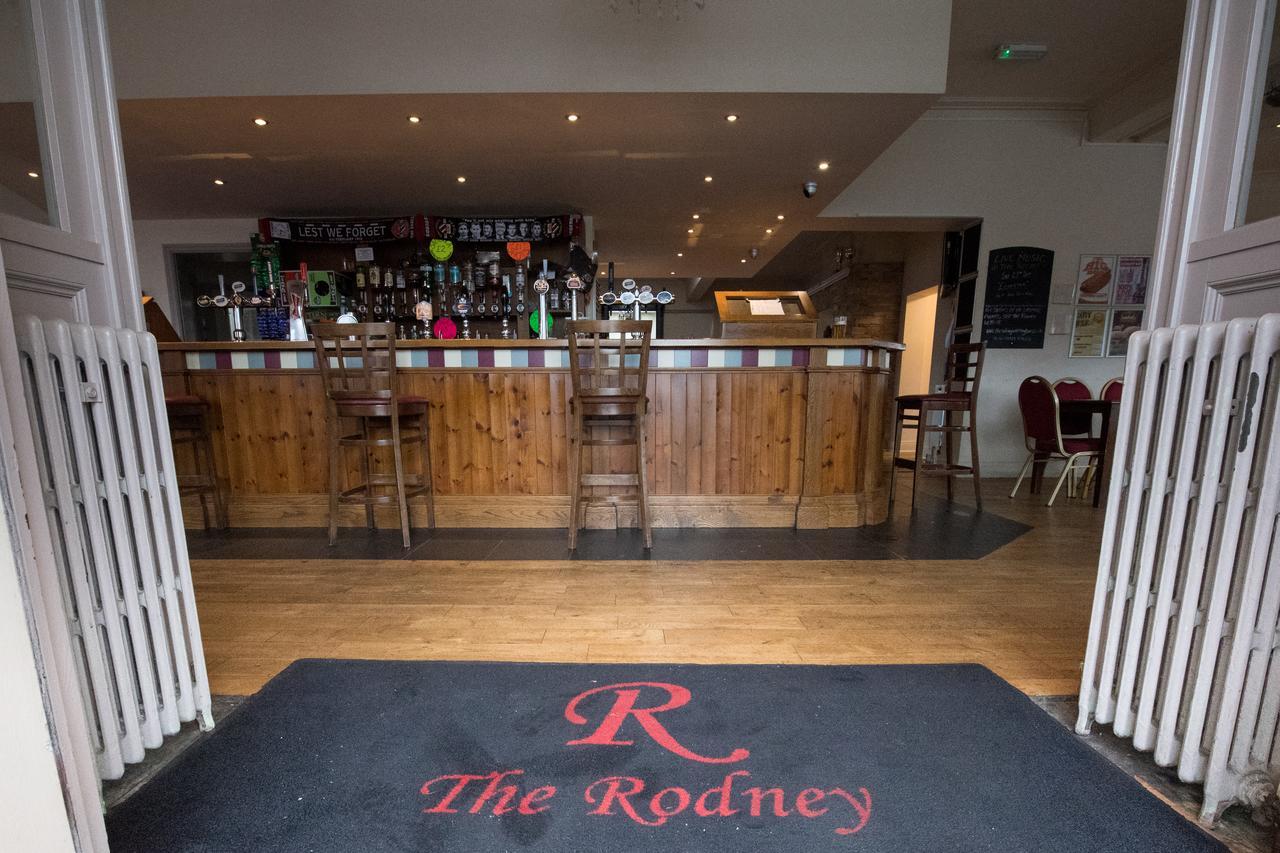 The Rodney Hotel Warrington Exterior foto