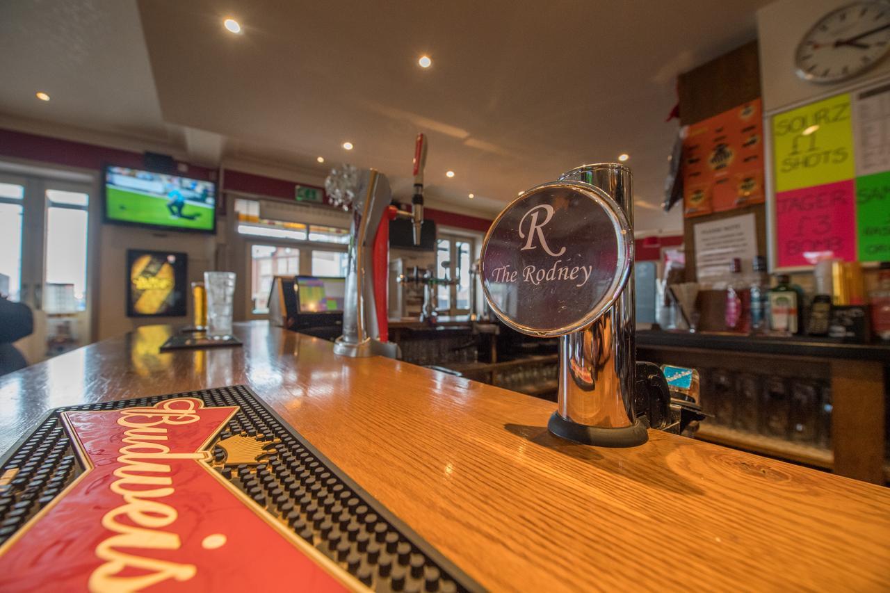 The Rodney Hotel Warrington Exterior foto